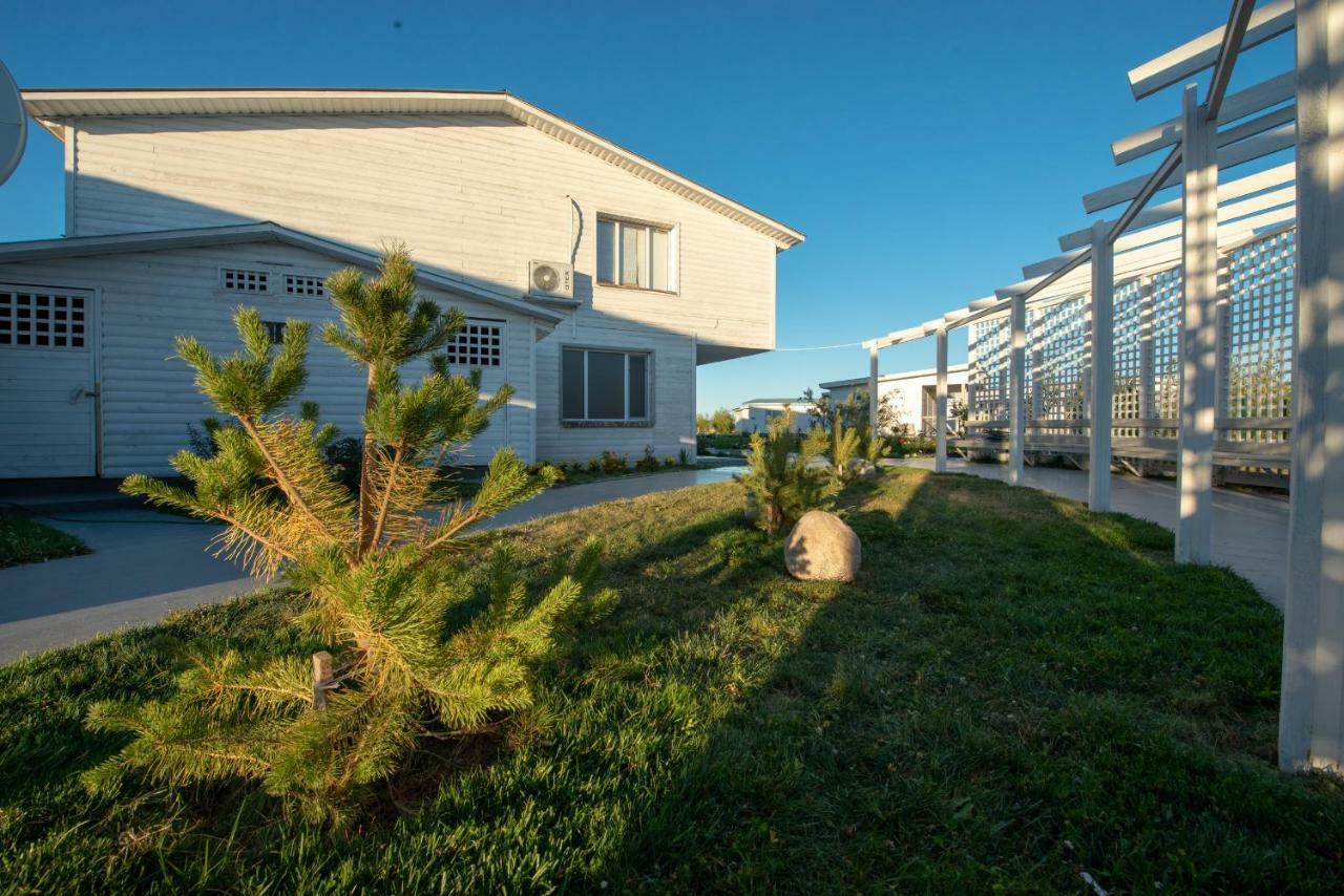 Aquamarine Resort Akshi Extérieur photo